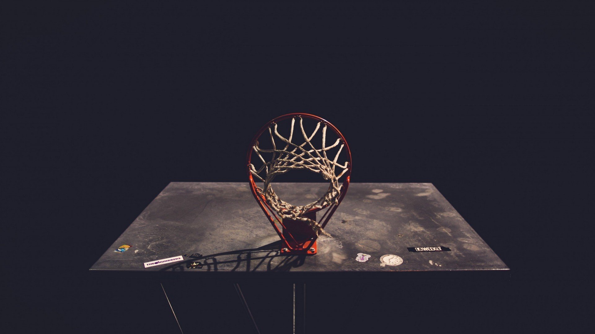 bbin集团-哈登回归首秀献关键助攻，西班牙主场观众沸腾